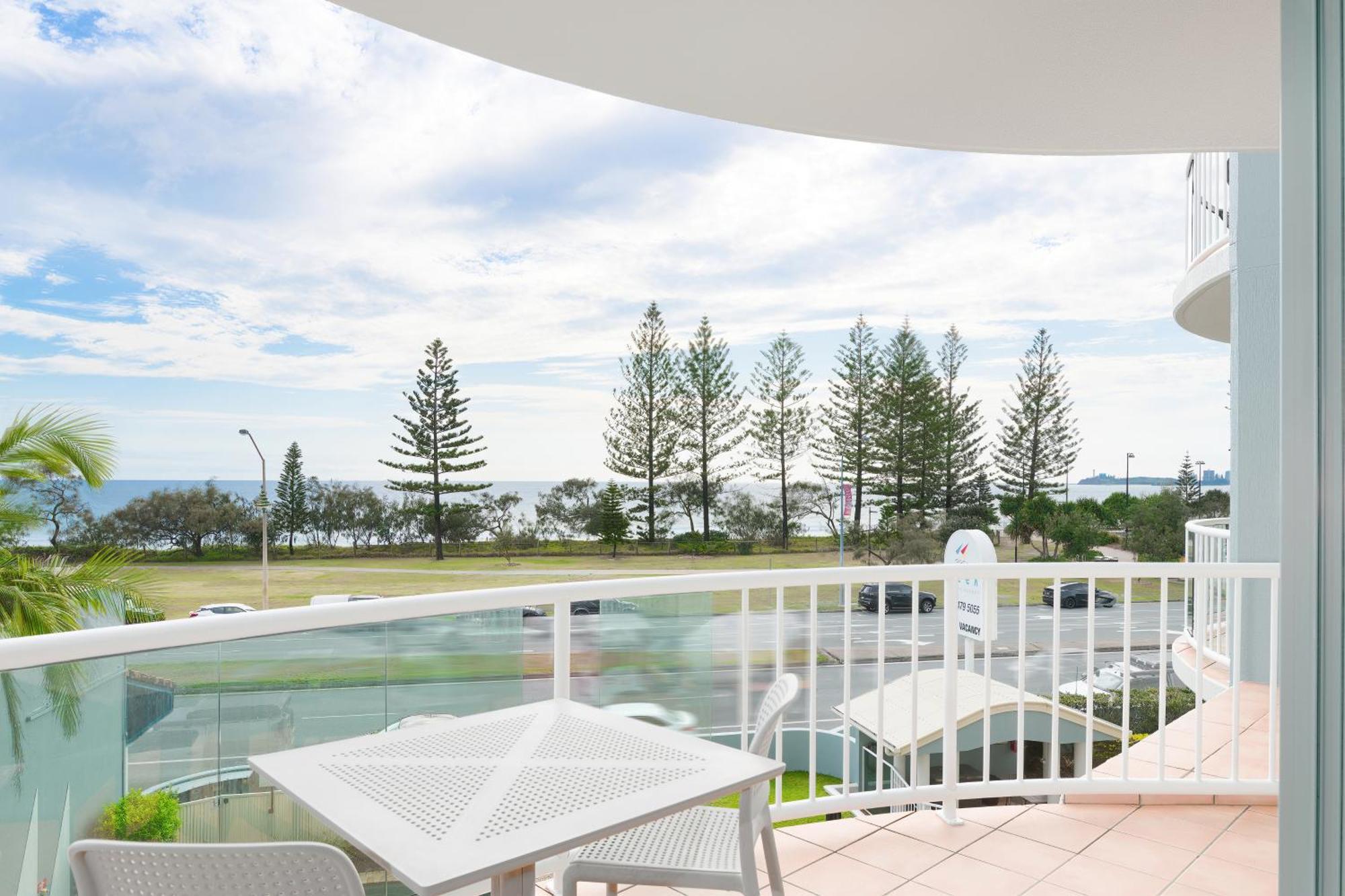 Alex Seaside Resort Alexandra Headland Exteriér fotografie